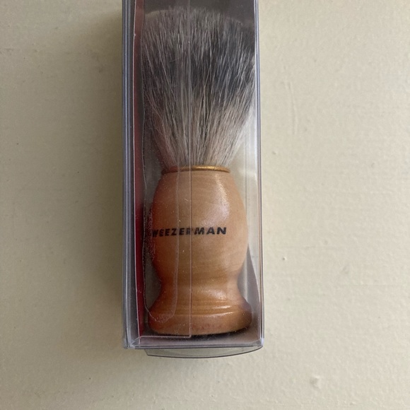 New in box His Tweezerman shaving brush - Picture 2 of 4